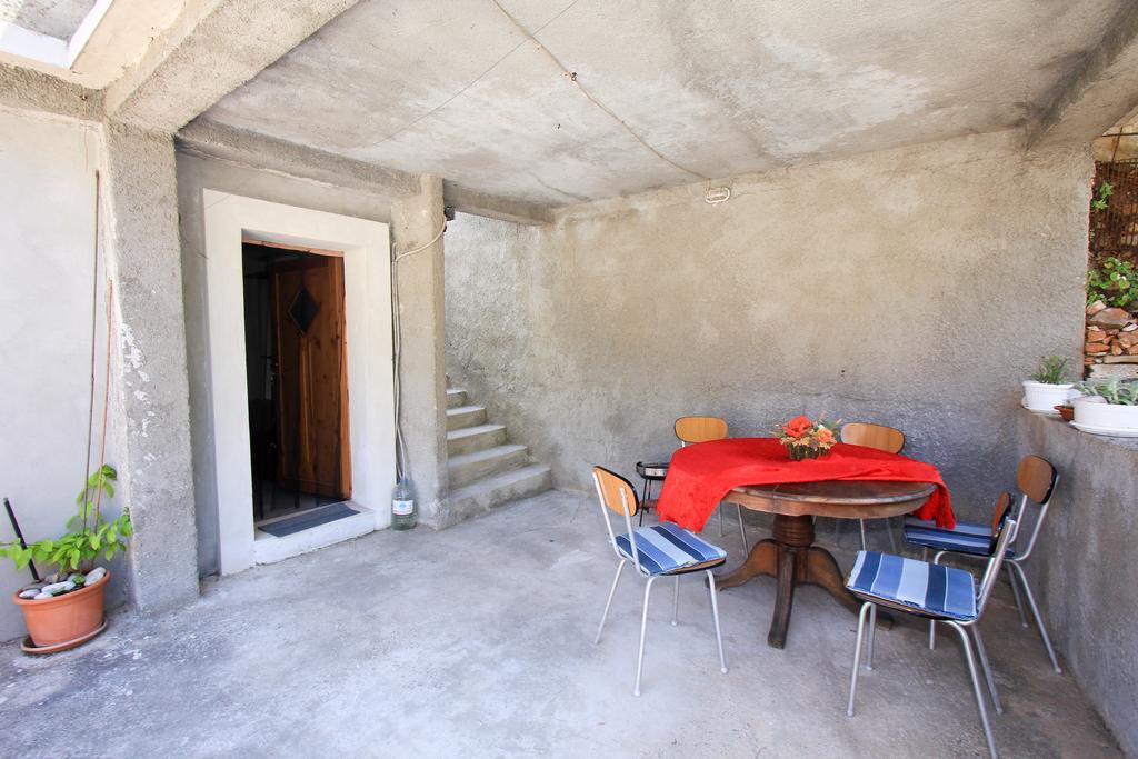 Appartement Robinson Braco à Bogomolje Extérieur photo