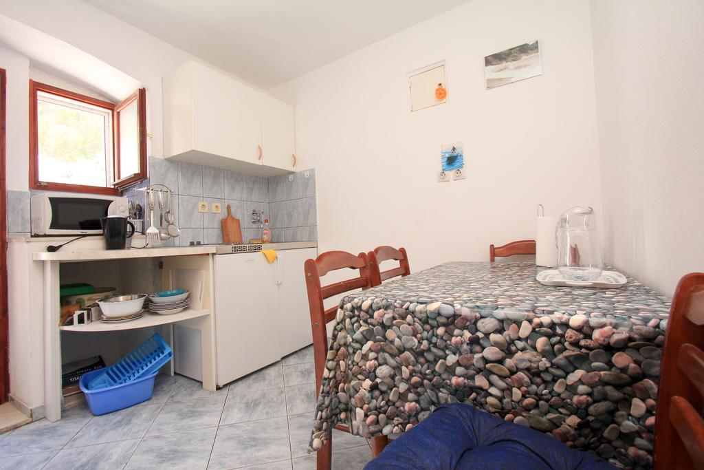Appartement Robinson Braco à Bogomolje Extérieur photo