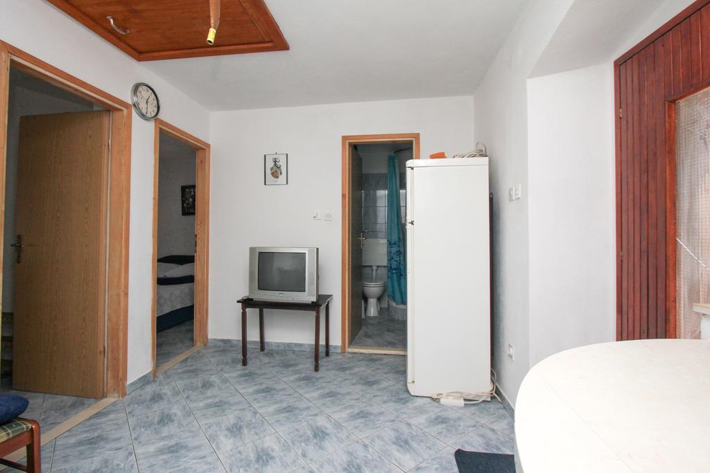 Appartement Robinson Braco à Bogomolje Extérieur photo