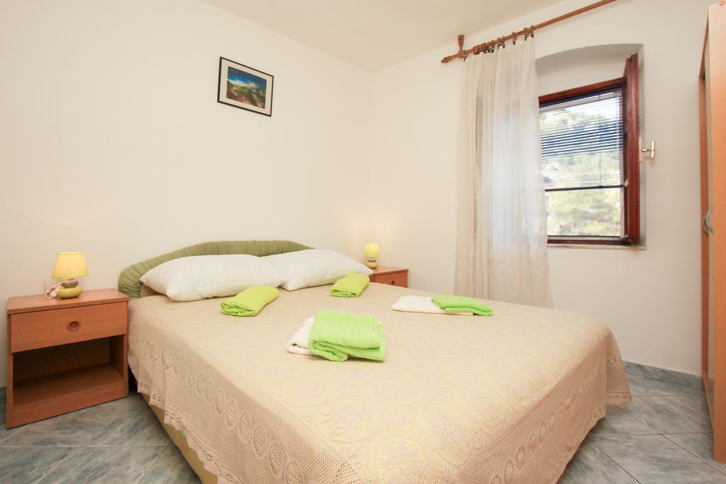 Appartement Robinson Braco à Bogomolje Extérieur photo